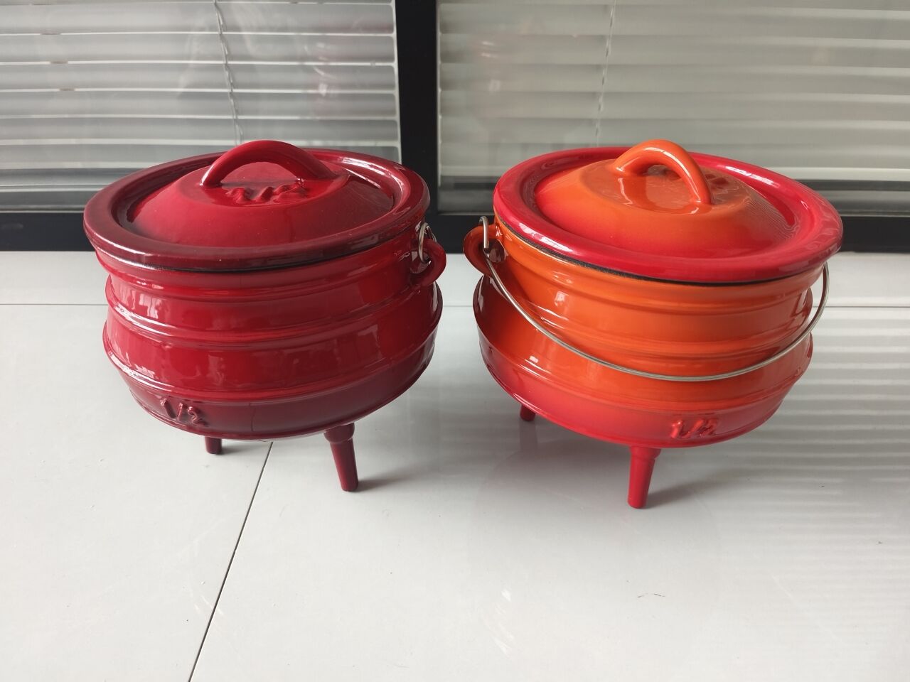 1/2# Cast Iron Enamel Dutch Ov - огляд і ціна Camp Dutch Oven Cast